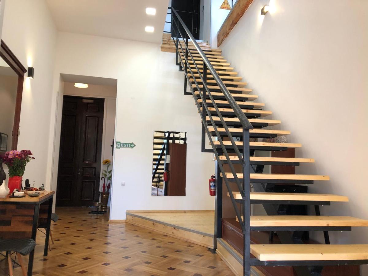 利卡公寓式酒店 第比利斯 外观 照片